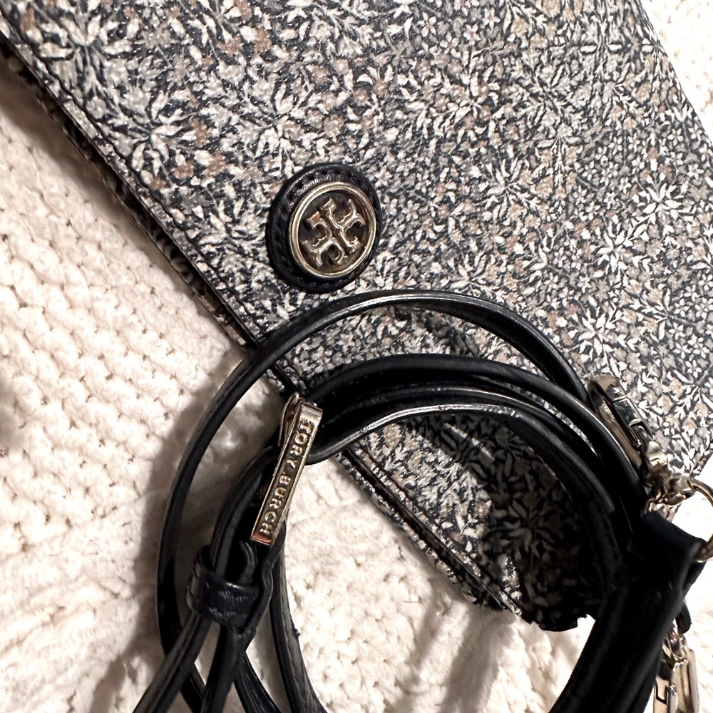 Tory Burch Bags | Tory Burch Kerrington Kaleidoscope Crossbody